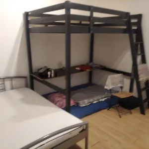 Apartmán Economy Flat 18 Minutes From Vaclavske Namesti, Praha